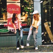 go shorty!. Foto: unknown. &Aring;kare: me and carro.