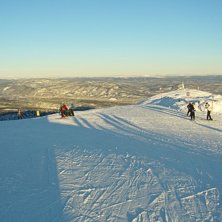 Toppen p&aring; Trysilfjellet (St. Olavliften) i riktin. Foto: Seth Pylad.