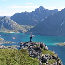 Topp n&auml;ra Unstad surfing, grymt sk&ouml;nt v&auml;der. Foto: Linus Karlsson. &Aring;kare: Gustaf Karlsson.