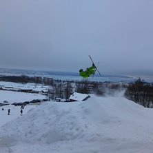 en dag i j&auml;rabacken . Foto: tomas tarr Andersson. &Aring;kare: Patrik Andersson .