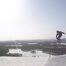 En solig och sk&ouml;n dag i parken i k&aring;bdalis g&ouml;r e. Foto: syrran. &Aring;kare: jag.