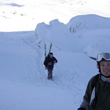 hade sn&ouml;at och drivit i 5 dagar, str&aring;lande sol o. Foto: Tomas Pettersson. &Aring;kare: Anders Hannu, Arvid Berglund.