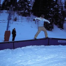 rail. &Aring;kare: Kim Gustafsson.