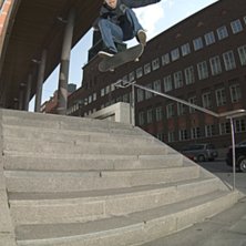 Kickflip. Foto: Robin Nilssen. &Aring;kare: Anders Leidebrant.