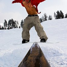 Backside boardslide. Foto: KW Olsson. &Aring;kare: Henrik Gustavsson.