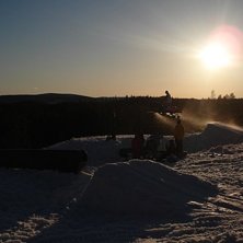 typ sista helgen d&auml;r, leker me d lux&auml;hn!. Foto: jimmy falk. &Aring;kare: jag.