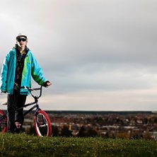 Strike a pose. Foto: Magnus Karlsson. &Aring;kare: Emil Jonsson.