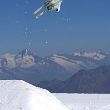 flatspin 720 under ninthward camp 07. Foto: Pally Learmond. &Aring;kare: Henrik Harlaut.