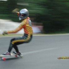 Sista h&aring;rn&aring;len i den b&auml;sta backe jag n&aring;gonsin . Foto: http://Longboardz.de. &Aring;kare: Dan.