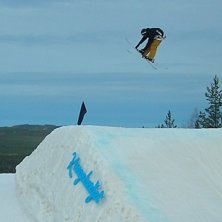 K&ouml;r lite hopp.. Foto: Kim Palovaara-Jansson. &Aring;kare: Marcus Odlander (jag).