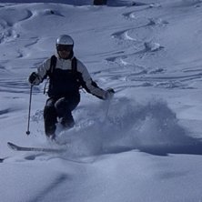 Foto: Mikael Olsson. &Aring;kare: Bj&ouml;rn Carlzon.