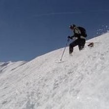 Telemarks&aring;kning i franska alperna.. Foto: Dan Sundstr&ouml;m. &Aring;kare: Ulf Brissman.