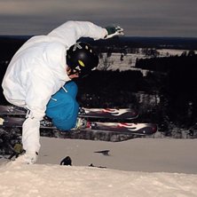 Leker runt lite i Hanasl&ouml;v Fun-park som &auml;r ny f�. Foto: Adam Klingeteg. &Aring;kare: Axel &Aring;kerlund.
