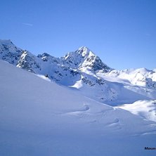 Sk&ouml;n &aring;kning p&aring; baksidan fr&aring;n toppen av Mt Fort. Foto: Andreas Bengtsson. &Aring;kare: Tom Green.