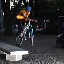 Kevin p&aring; strandv&auml;gen. Foto: Joacim Berge. &Aring;kare: Kevin K&auml;ll.