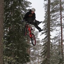 Tillbaks p&aring; hojjen efter 7 m&aring;nader med skador oc. Foto: Johan Larsson. &Aring;kare: Fredrik Larsson.