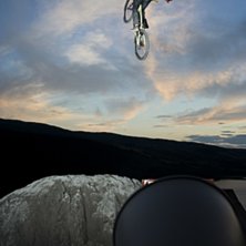 Lite chill &aring;kning p&aring; Fj&auml;ll&auml;ngen med Lite buddy. Foto: Benjamin Johansson. &Aring;kare: Martin S&ouml;derstr&ouml;m.