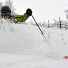 &Auml;ntligen sn&ouml; igen - Tjohoo. Foto: Hans Frid. &Aring;kare: Birger Tenow.