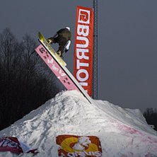 K&ouml;rde n&aring;n j&auml;vla michael jackson-stall under sla. Foto: Dennis Sopovic (tacky.se). &Aring;kare: Erik Lindhe.