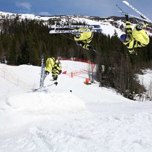 &Aring;kare: Mattias Vogel.