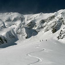 En liten hajk f&ouml;r att f&aring; lite or&ouml;rd sn&ouml;.. Foto: Christoffer Engstr&ouml;m. &Aring;kare: Jonathan Ekstr&ouml;m, Erik M&aring;nsson och Alexander Svernson.