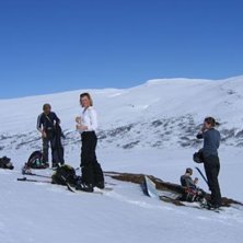 Topptur sverige/norge. Efter upp&aring;ttraskande dags . Foto: Christian Oxling.