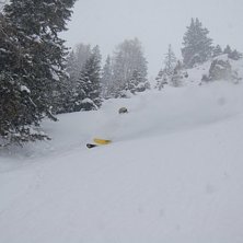Under v&auml;rsta sn&ouml;fallet p&aring; hela s&auml;songen fick v. Foto: Alex Rydfjord. &Aring;kare: Pehr.