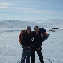 g&aring; p&aring; tur. Foto: Random. &Aring;kare: Jag och mor.