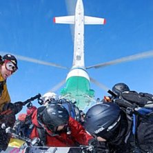 Heliskiing Uzbekistan. Foto: Tomasz Kaminski.