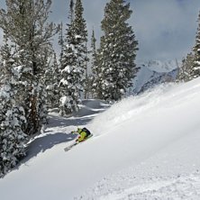Sol o Pow under natten = Grymt!!. Foto: Robert Hortlund. &Aring;kare: Henrik Liljeqvist.