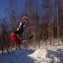 F&ouml;rsta frontflipen. Foto: mamma. &Aring;kare: Erik pettersson.