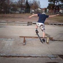 V&aring;r Skejt :) Boardslide. Foto: random. &Aring;kare: Anders Gr&auml;nnsj&ouml;.