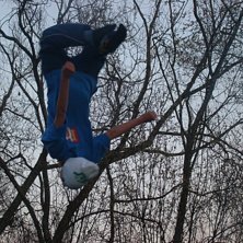 jag drar en back flip en h&auml;rlig sommar kv&auml;ll. Foto: alex edstr&ouml;m. &Aring;kare: gustaf kumlin.