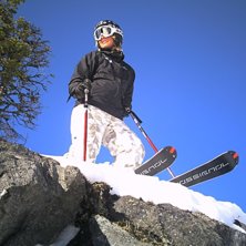 Klarbl&aring; himmel o sn&ouml;, kan det bli b&auml;ttre?. Foto: Per Johansson. &Aring;kare: Johanna Johansson.