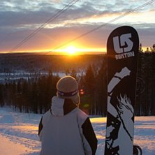 Nikke sitter och filosoferar. Foto: David Lundgren. &Aring;kare: Nikke.