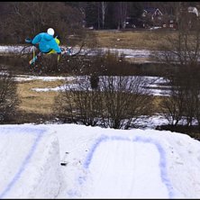 Flerkz Pojken som &aring;ker under en BBQ i sunnerstaba. Foto: Robin Andersson. &Aring;kare: Andreas Urtell.