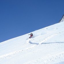 Pudersn&ouml; i Chamonix en h&auml;rlig april dag. . Foto: marcus wadsten. &Aring;kare: johan wadsten.