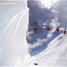 Foto: Tomek Gola. &Aring;kare: Staszek Karpiel.