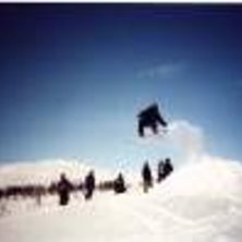 Eget hopp i offpisten. Foto: Hannes Perder. &Aring;kare: Viktor Nystr&ouml;m.