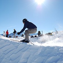 Upphopp :D. Foto: Jonathan Lindsmeier. &Aring;kare: Adam Risberg.