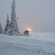 Sn&oslash; i lufta og fine forhold i l&oslash;ypene
Sn&oslash; i luf.