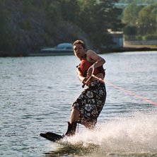 blev lite osk&auml;rpa, kanske f&ouml;r b&aring;ten men fint lj. Foto: Albert Olin. &Aring;kare: KArl Wenslaff.