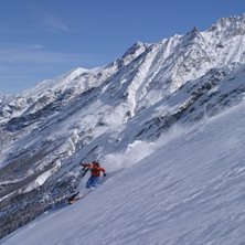 I v&auml;ntan p&aring; att Hoht&auml;lli skulle &ouml;ppna fick vi . Foto: Kristian Tullh&ouml;g. &Aring;kare: Andreas Alm.