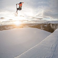 &Auml;nnu en 360 tailgrab men denna g&aring;ng med fisheye . Foto: Adam Palander. &Aring;kare: Jeppenator.