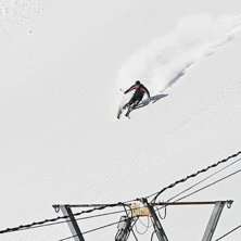 Liftn&auml;ra puder i Japan. &Aring;ket efter kom Ski Patro. Foto: David Clemensson. &Aring;kare: Alexander Thurban.