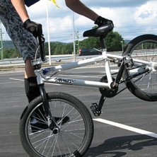 forkglider eller n&aring;t i den stilen . Foto: Oskar karnblad. &Aring;kare: Bj&ouml;rn.