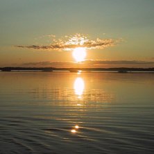 utsikten fr&aring;n altanen hemma i finland... Foto: matte wickman.