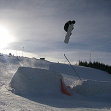 nosegrab i ett hopp:). Foto: tom st&aring;l. &Aring;kare: jag.