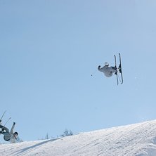 P&auml;r glider 180 grader &ouml;ver nollen d&aring; jag g&ouml;r f. Foto: Johanna Johansson. &Aring;kare: v&auml;nster=P&auml;r H&auml;gglund och Jag=h&ouml;ger.
