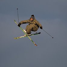 Vinnaren av winter jam t&auml;vlingen med ett av sina . Foto: Kenneth Einars. &Aring;kare: Richard Permin.